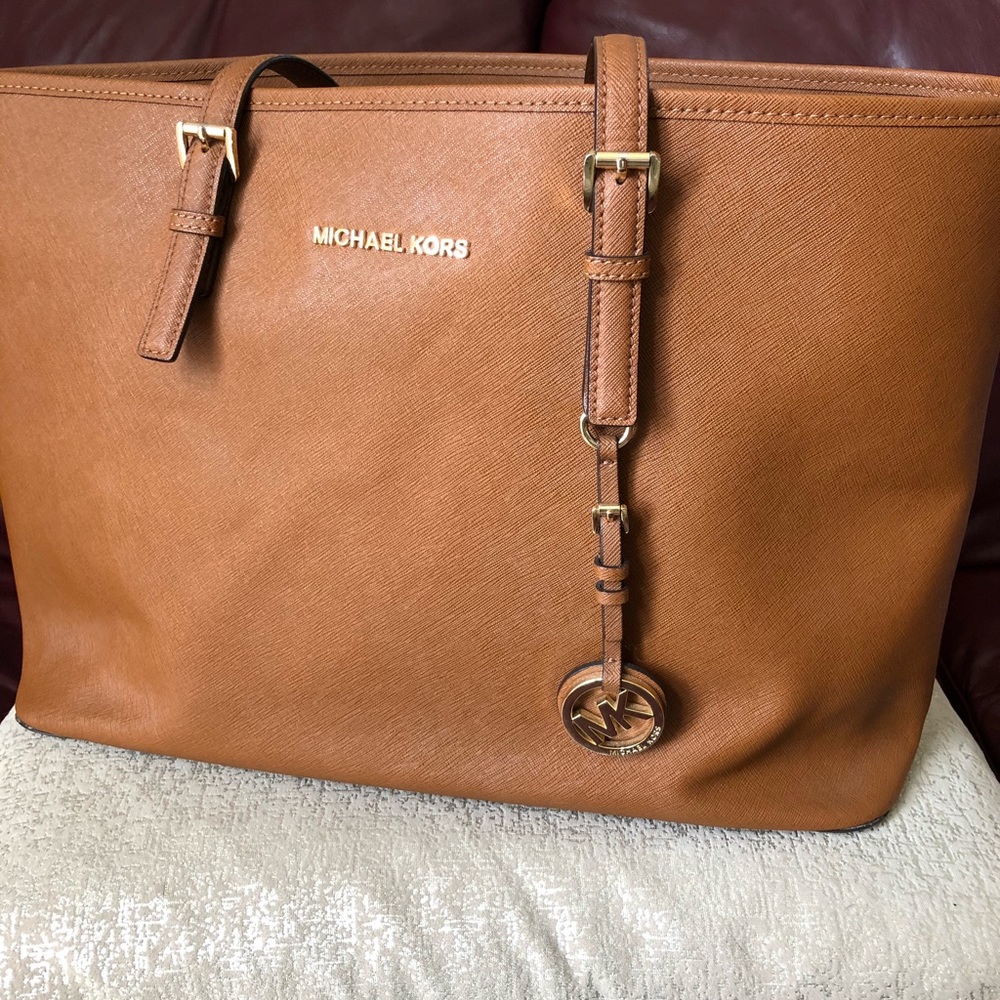 MICHAEL Michael Kors Jet Set Travel